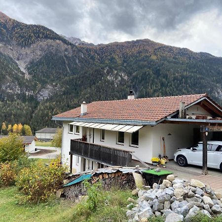 Ferienwohnung Im Herzen Graubuendens Surava Kültér fotó